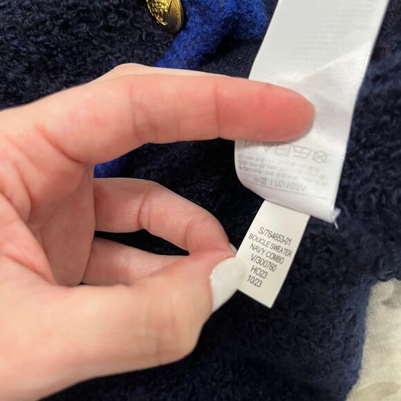 NEW Gap Navy Blue Boucle Sweater Size XL - Picture 7 of 7